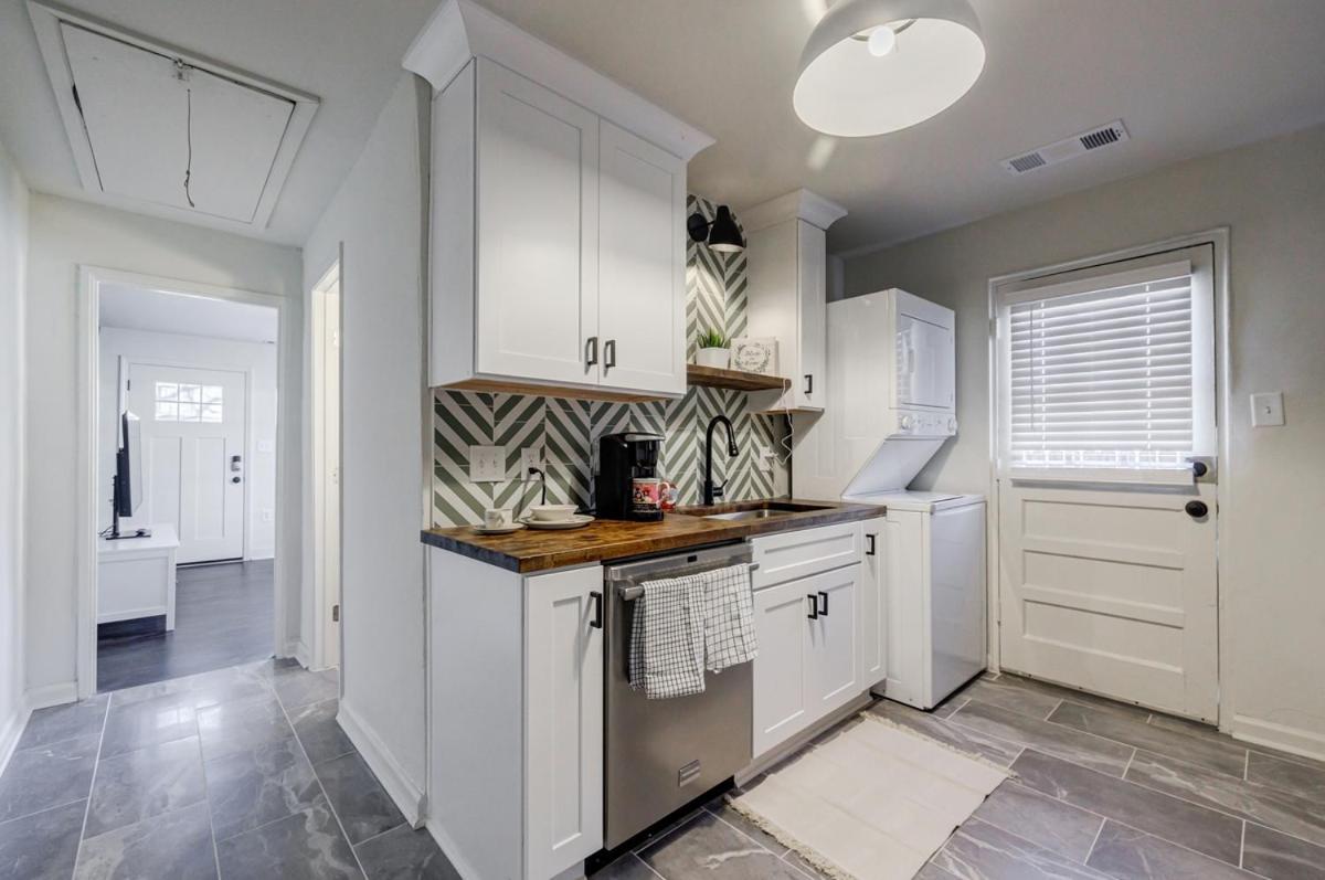 5 Min Grant Park With Fenced Yard Parking Pet Friendly Ferienhaus